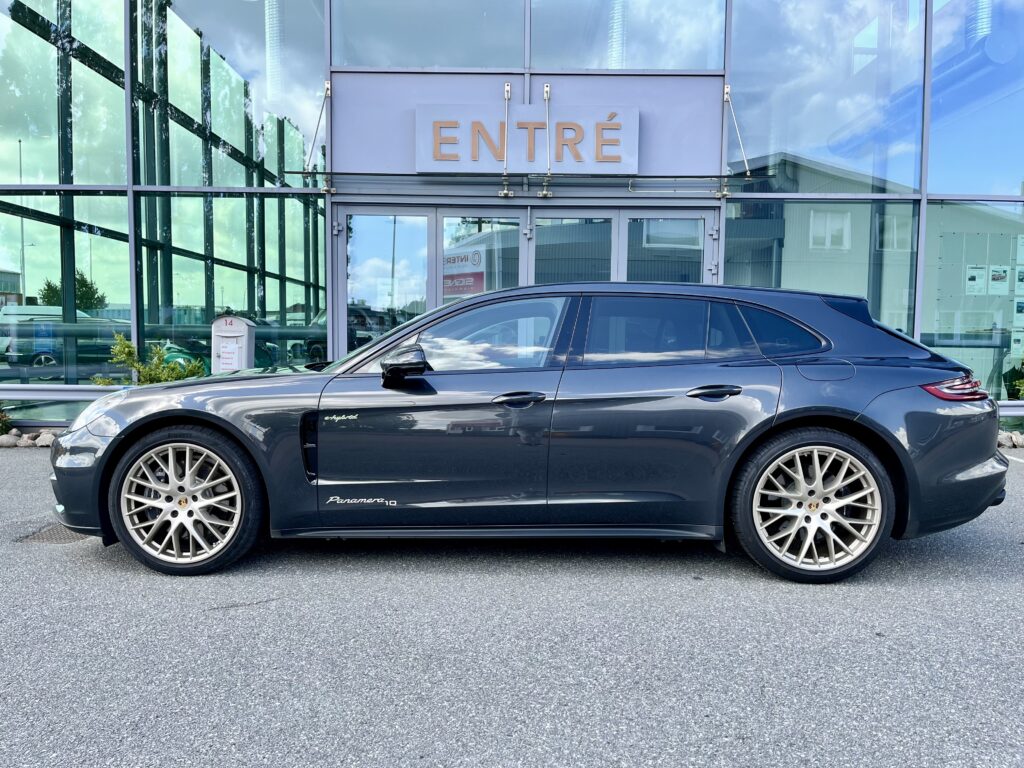 Porsche Panamera 4 E-Hybrid Sport Turismo 10 Years Edition, 3488 Mil, 462 hk