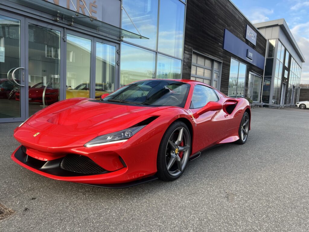 Ferrari F8 Spider - Image 2