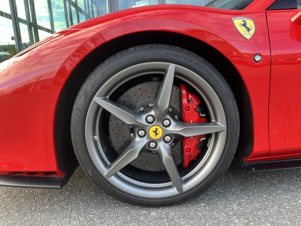 Ferrari F8 Spider - Image 8